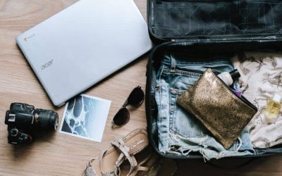 aksesoris laptop yang penting dibawa saat liburan dan traveling